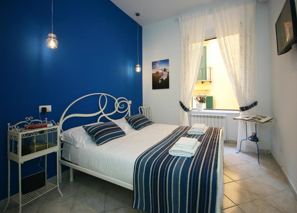 Sebeto Toledo Apartment Naples Exterior photo